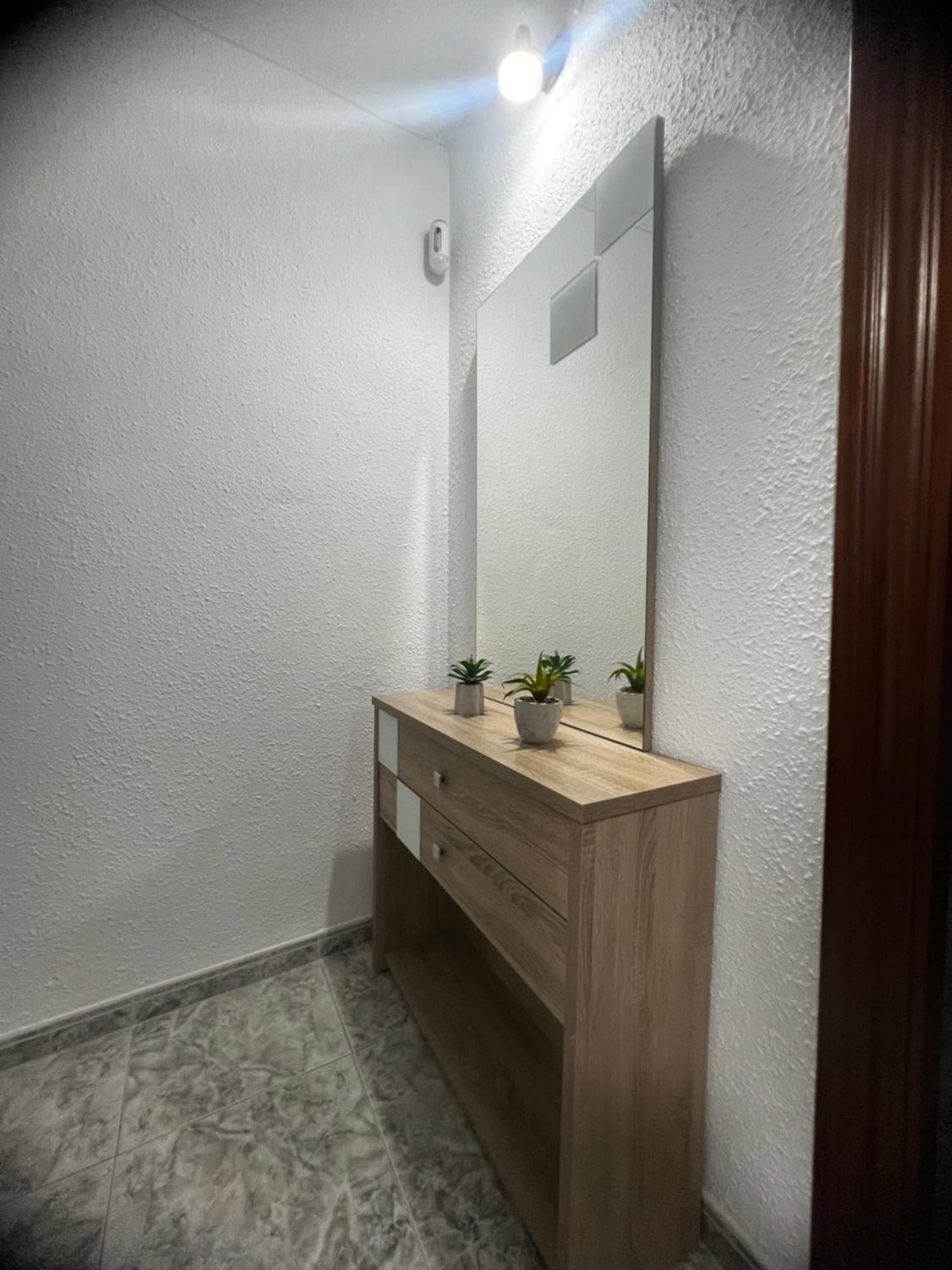Apartamento 3 Habitaciones En Torre Del Mar A 50 Metros De La Playa Exterior foto