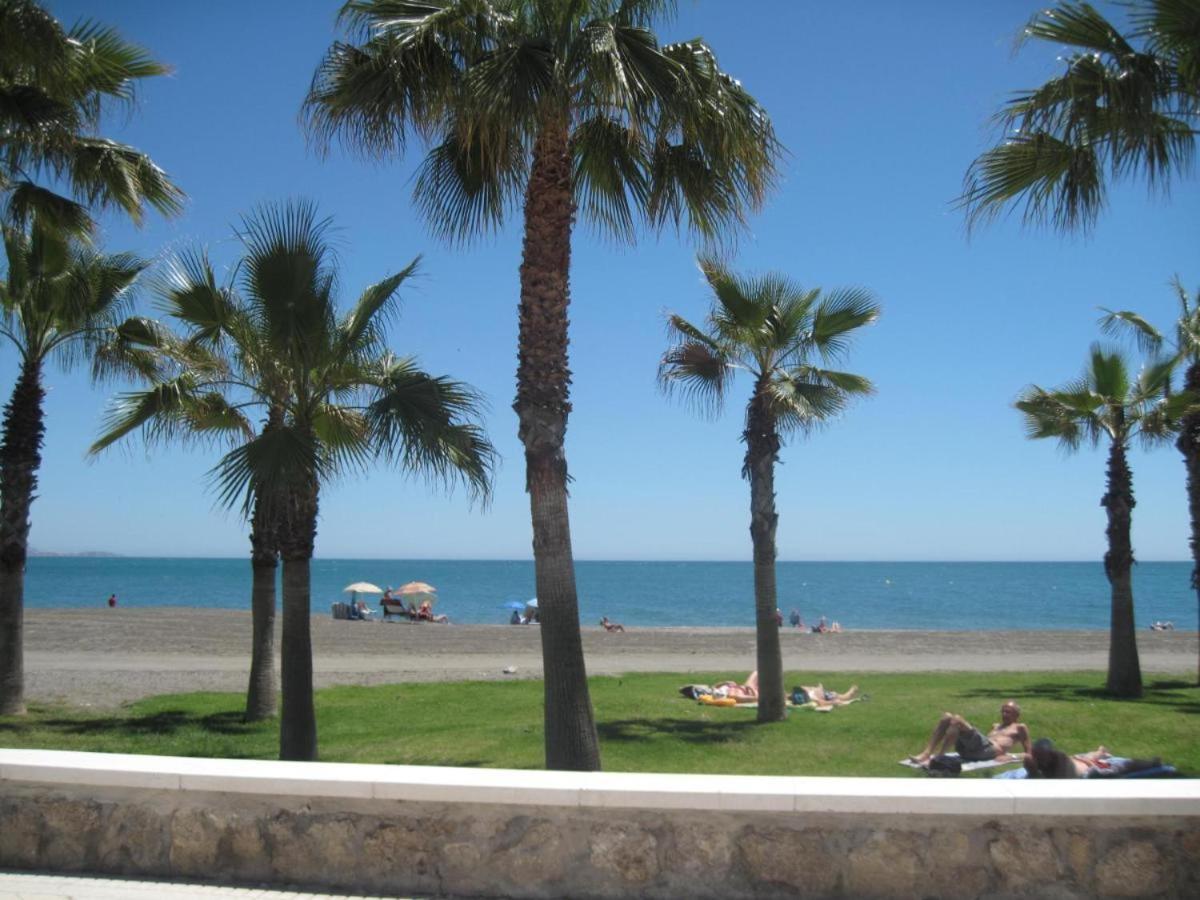 Apartamento 3 Habitaciones En Torre Del Mar A 50 Metros De La Playa Exterior foto